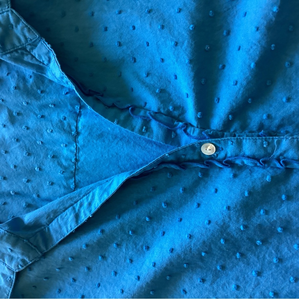 L.L. Bean‎ Swiss dot 100% cotton blouse - Picture 9 of 10